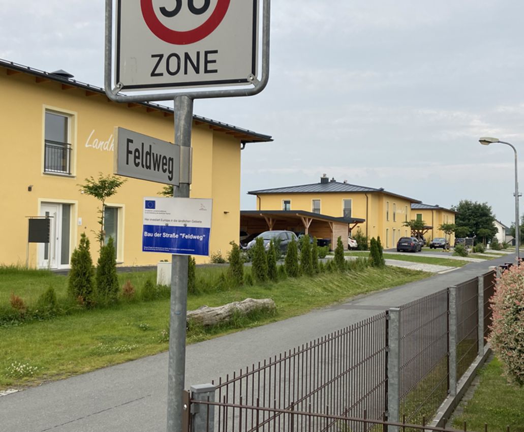 Feldweg Frauendorf spart weiter Strom